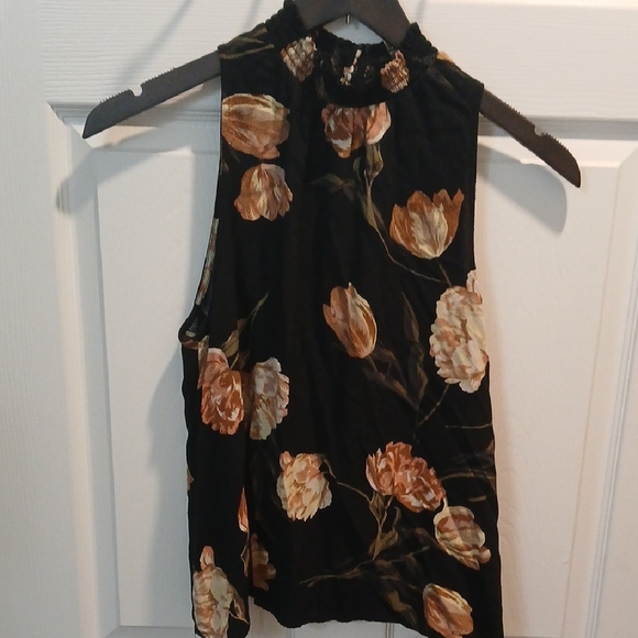 Tops - Floral Sleeveless Top - Black and Brown